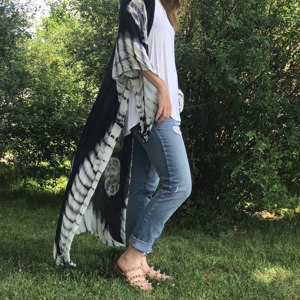 Long Navy Blue Tye Die Wrap Cape - Picture 3 of 7